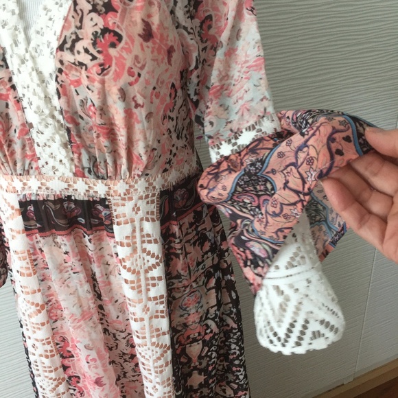 Bebe Bohemian Maxi Dress - Picture 5 of 7